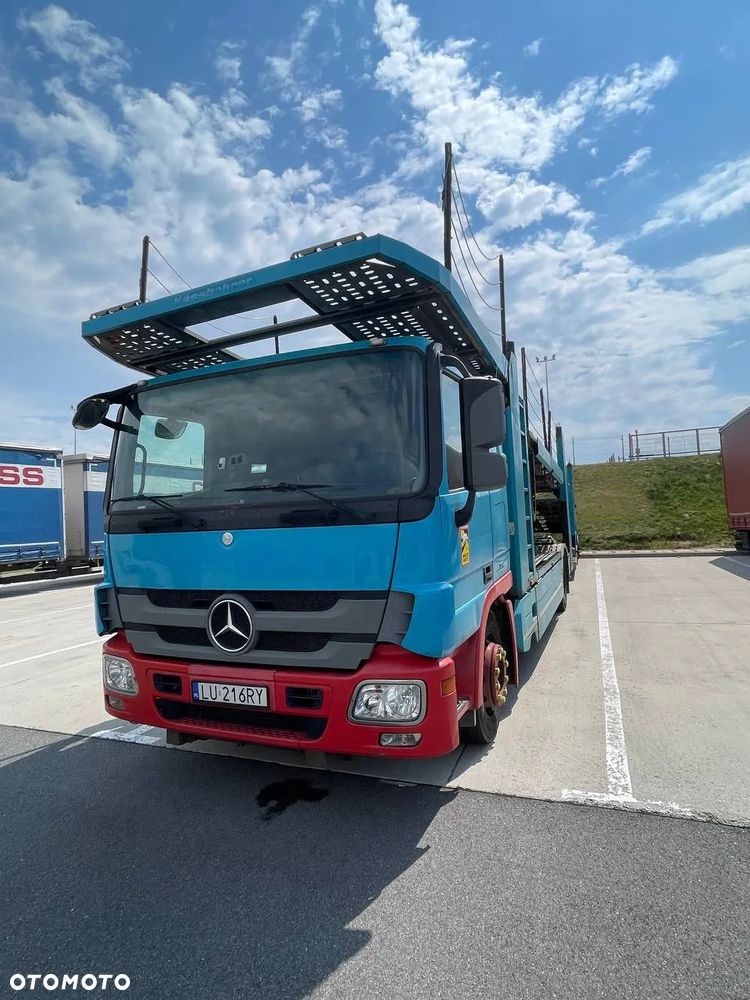 Mercedes-Benz Actros - 3