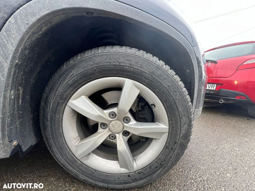 Volkswagen Tiguan - 11