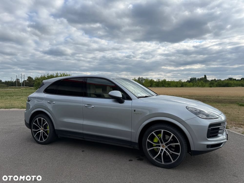 Porsche Cayenne E-Hybrid - 13
