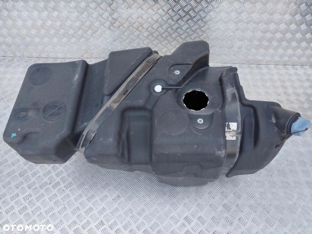 ZBIORNIK ADBLUE AD BLUE DAF XF 106 LIFT 2022767 - 2