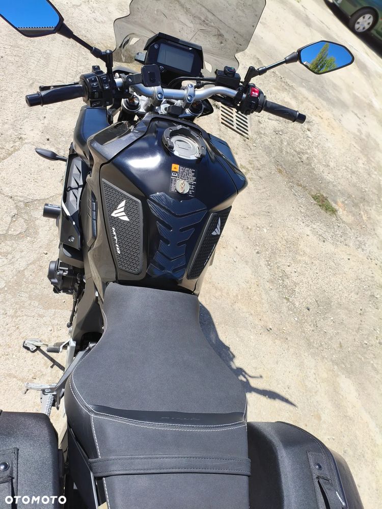 Yamaha MT - 22