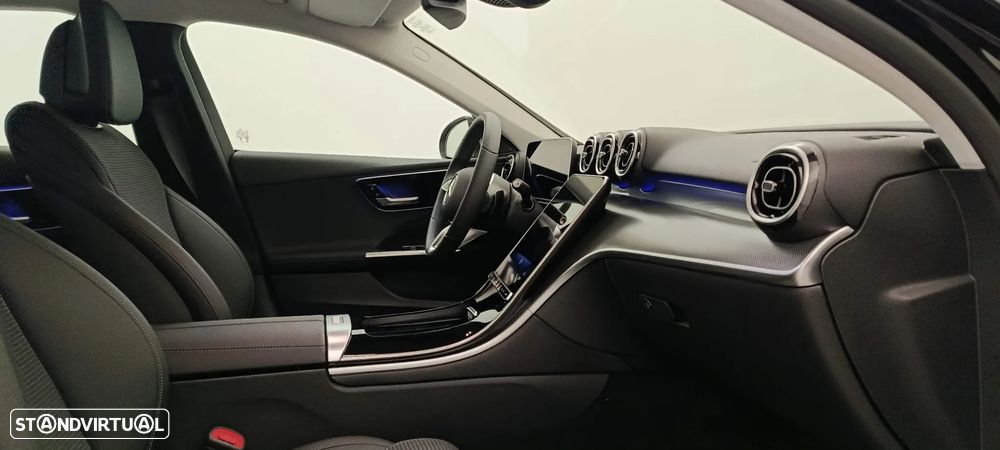 Mercedes-Benz C 200 Avantgarde - 29