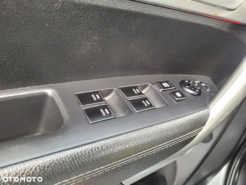 Kia Sorento - 32