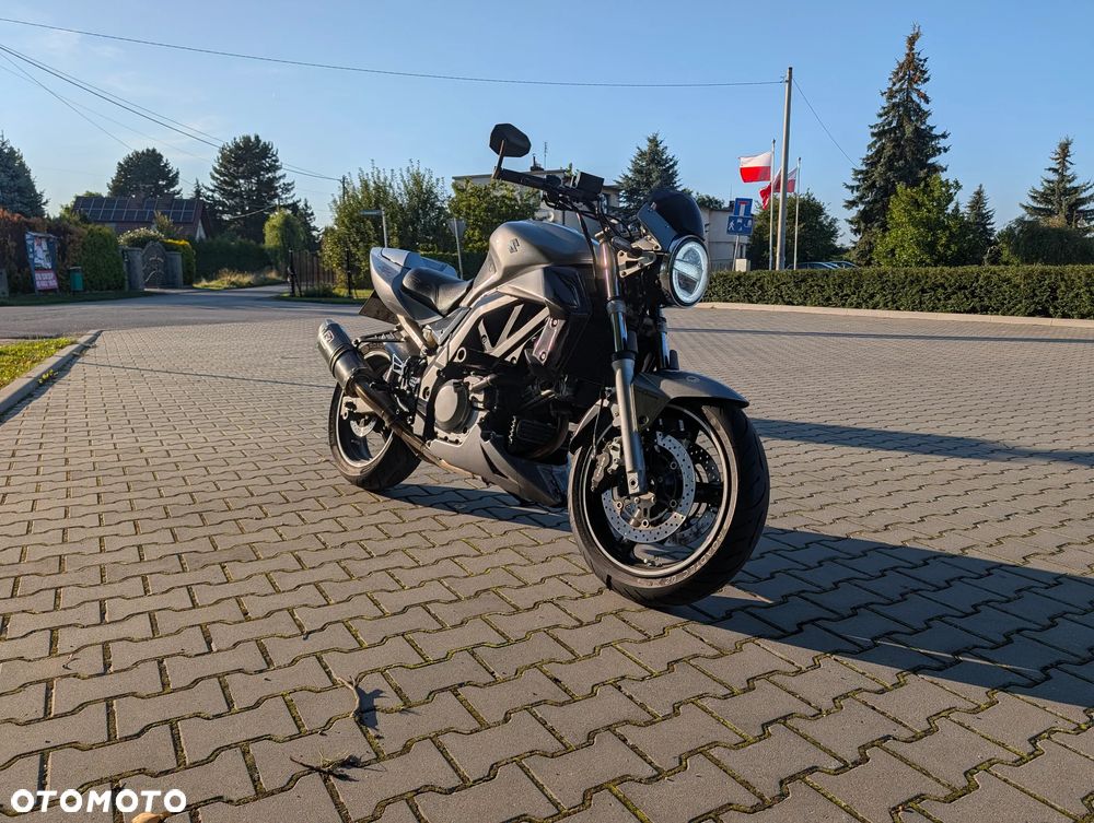 Suzuki SV - 1
