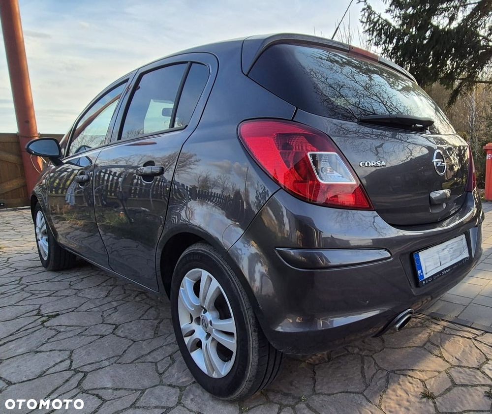 Opel Corsa - 2