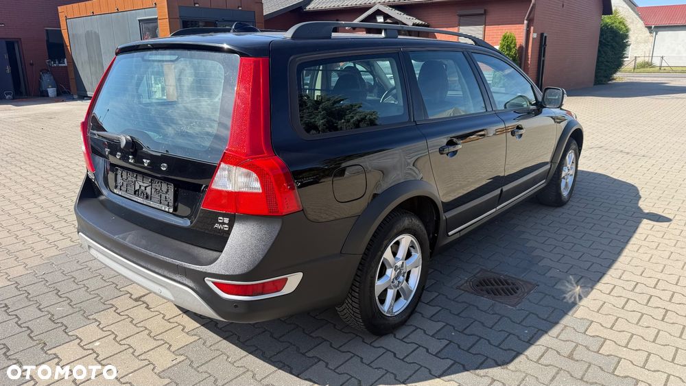 Volvo XC 70 D5 AWD Momentum - 5