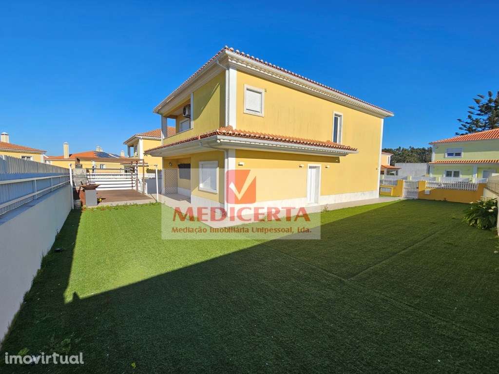 Algueirão - Moradia/Isolada T5 + Logradouro 350m² + Garagem - Grande imagem: 2/42