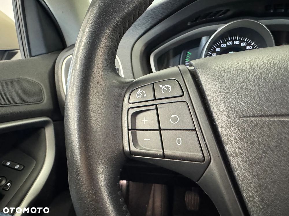 Volvo V40 T3 Drive-E Kinetic - 17