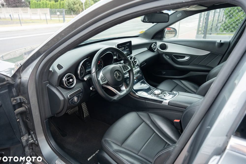Mercedes-Benz Klasa C 180 9G-TRONIC AMG Line - 8