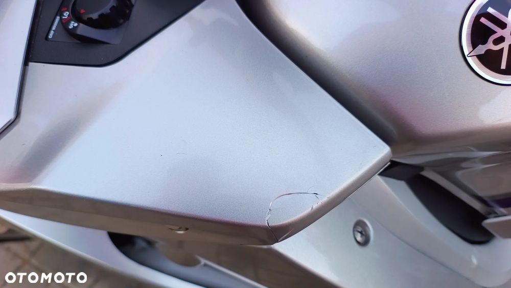 Yamaha FJR - 21