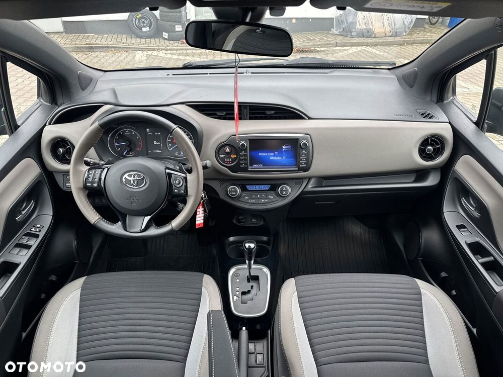 Toyota Yaris 1.5 Selection CVT - 10