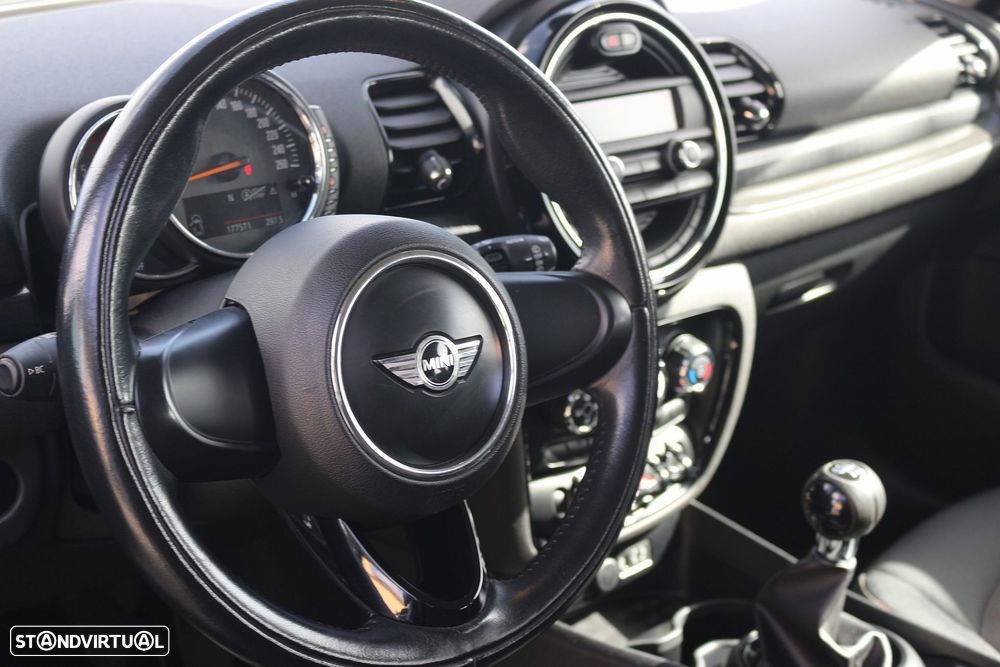 MINI Clubman One D - 25