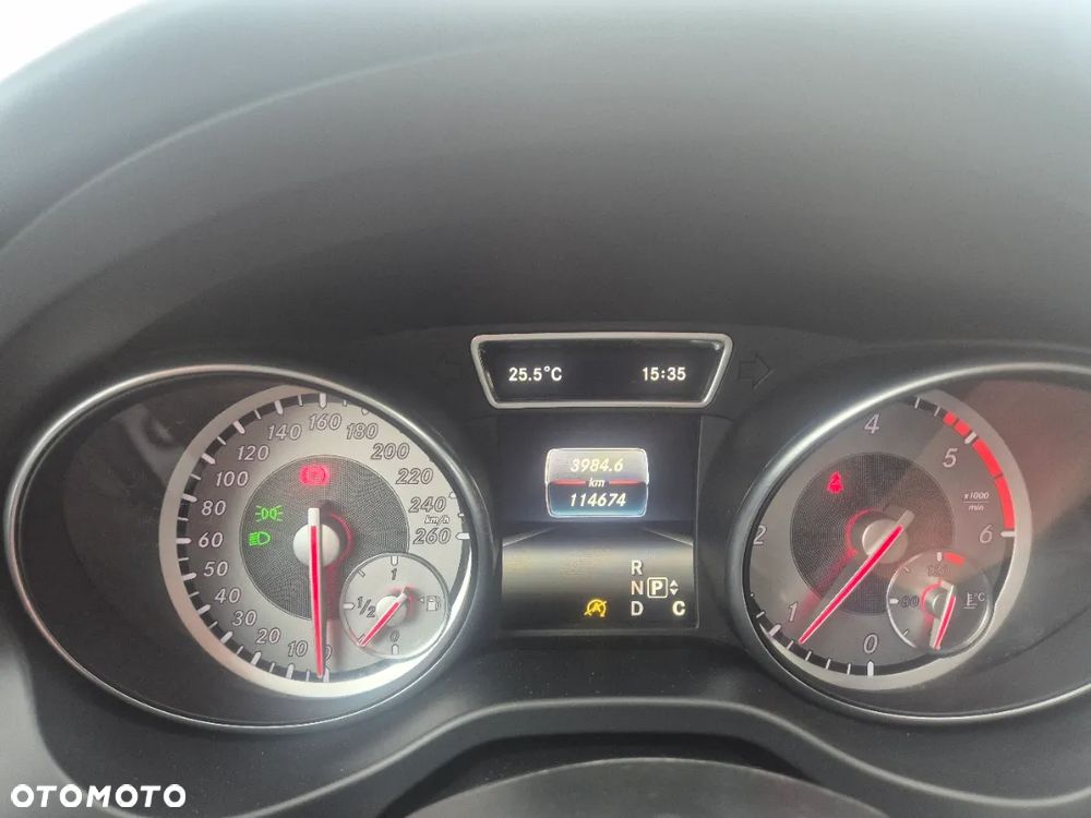 Mercedes-Benz CLA 180 (CDI) d 7G-DCT - 19
