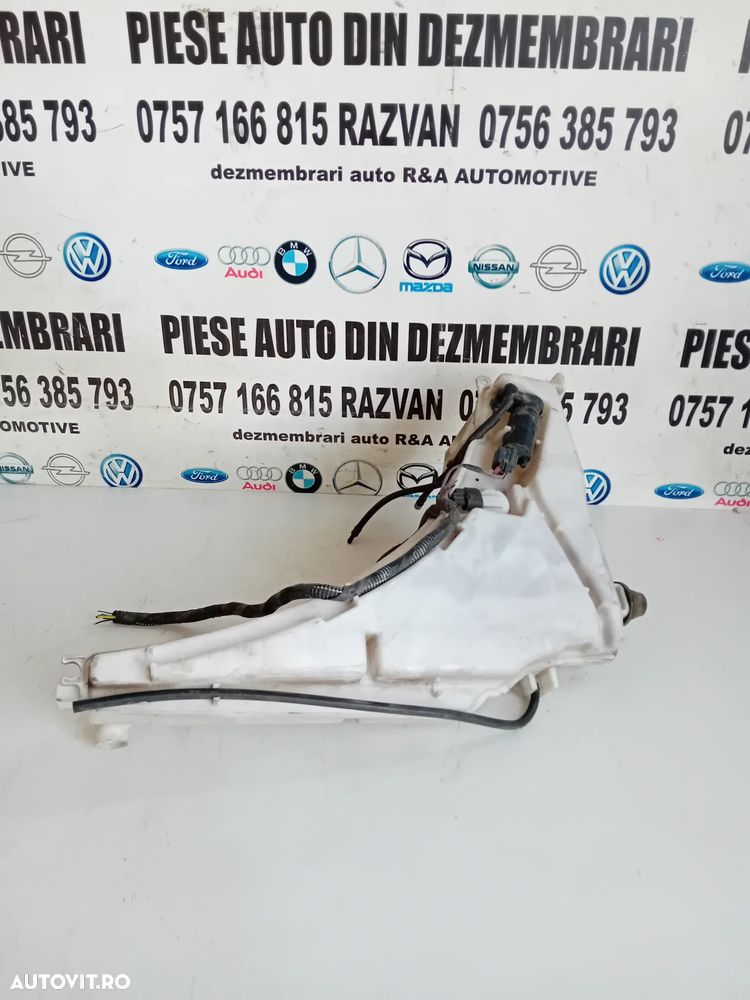 Bidonas Vas Lichid Parbriz Stropgel Range Rover Sport L494 Complet An 2013-2018 - 1