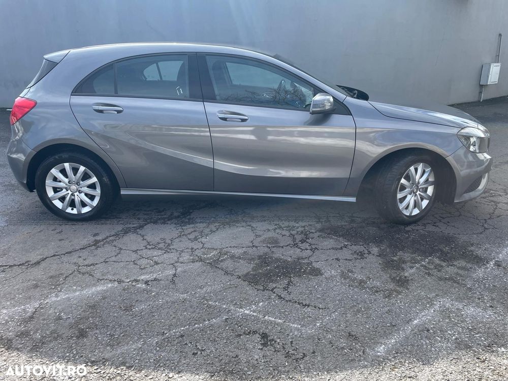 Mercedes-Benz A 180 - 4