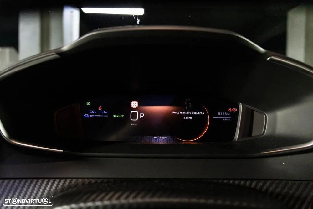 Peugeot e-2008 - 24