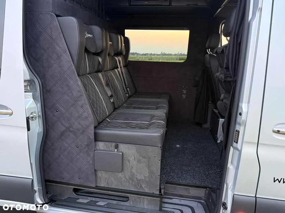 Mercedes-Benz Sprinter - 16