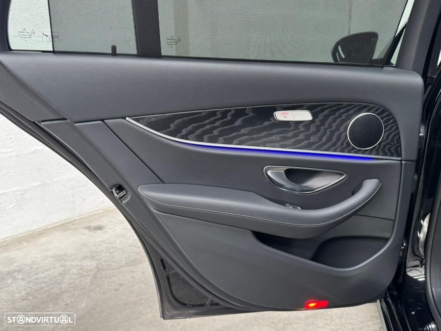 Mercedes-Benz E 300 de Exclusive Line - 57