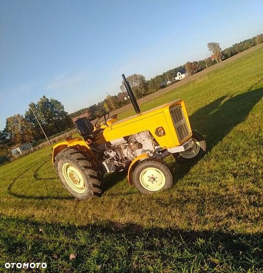 Ursus C360 - 1