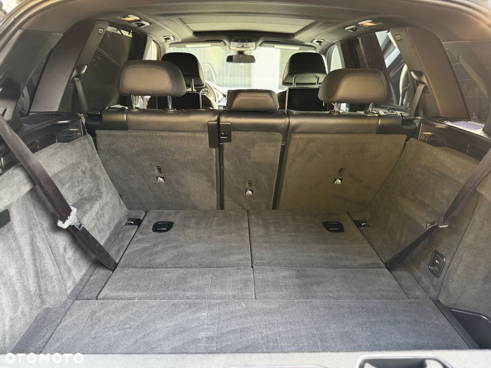 BMW X5 xDrive50i Sport-Aut - 13