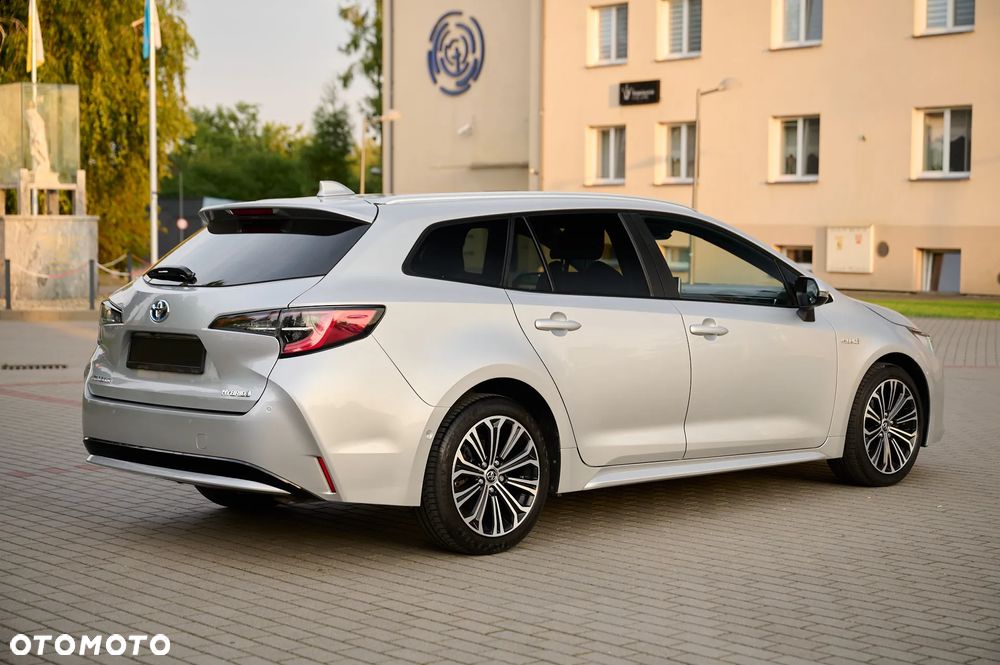 Toyota Corolla 1.8 Hybrid GPF Comfort - 12