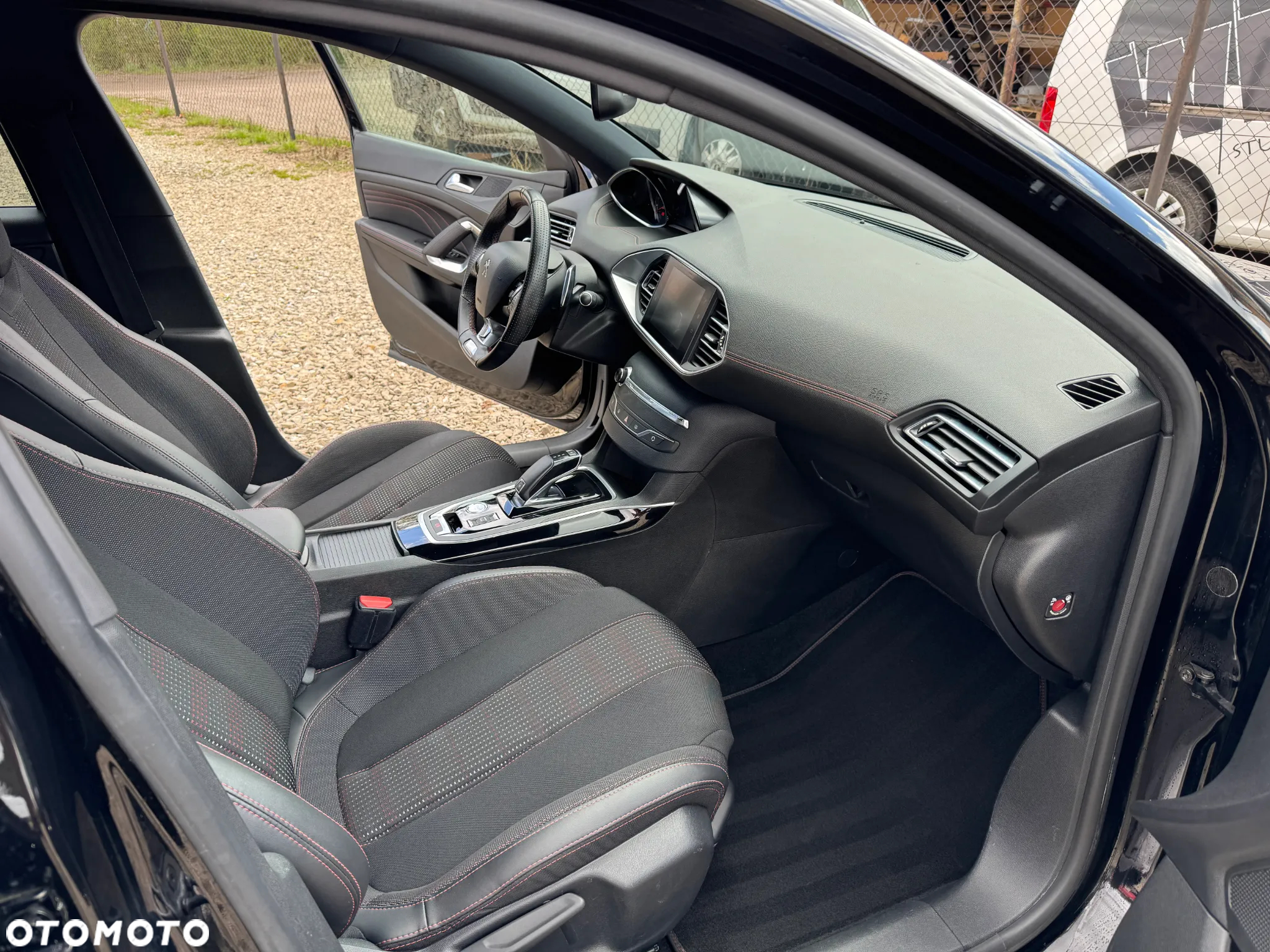 Peugeot 308 PureTech 130 EAT6 Stop & Start GT-Line Edition - 9