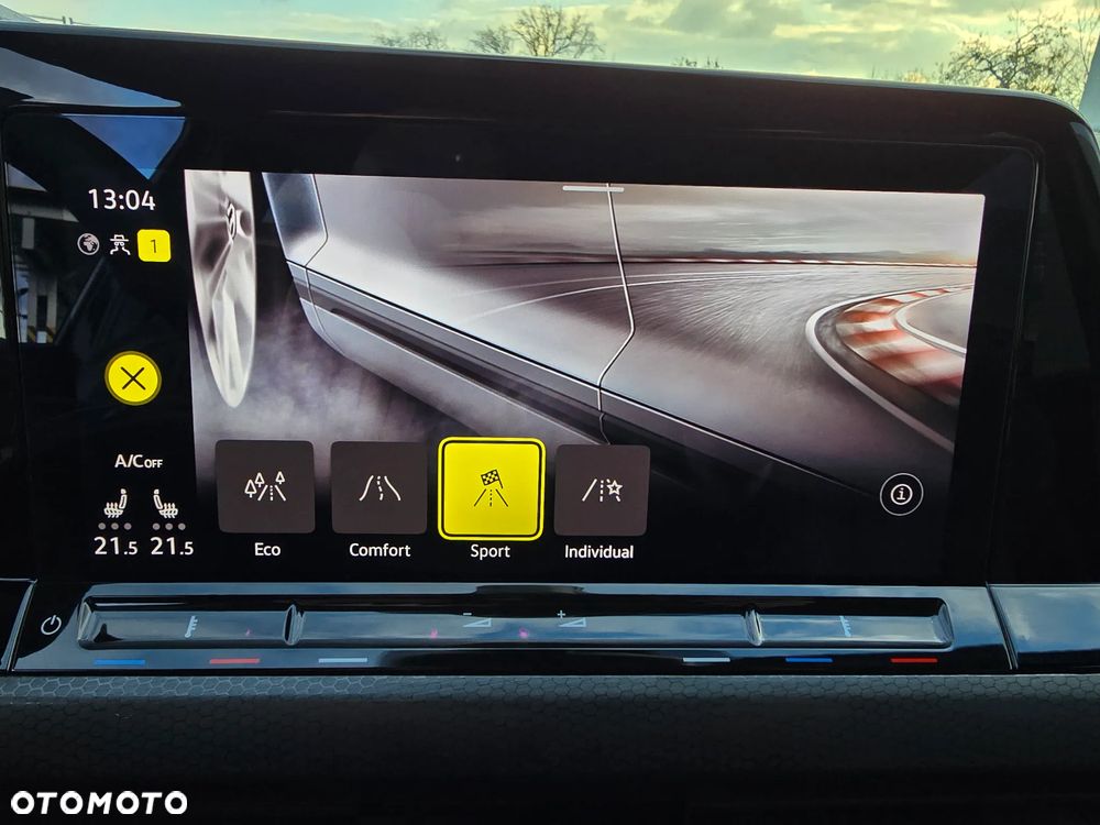 Volkswagen Golf GTI TCR 2.0 TSI OPF DSG - 32