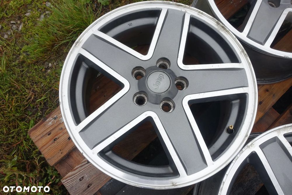 FELGA FELGI ALUMINIOWE JEEP PATRIOT 17" 6.5J 5x114 - 5