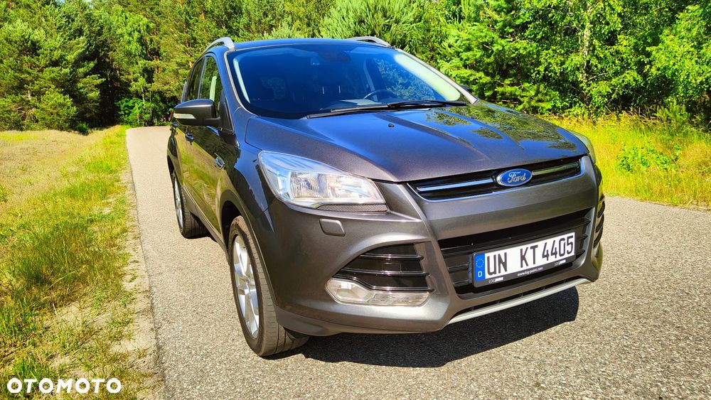Ford Kuga 2.0 TDCi 4x4 Titanium - 27