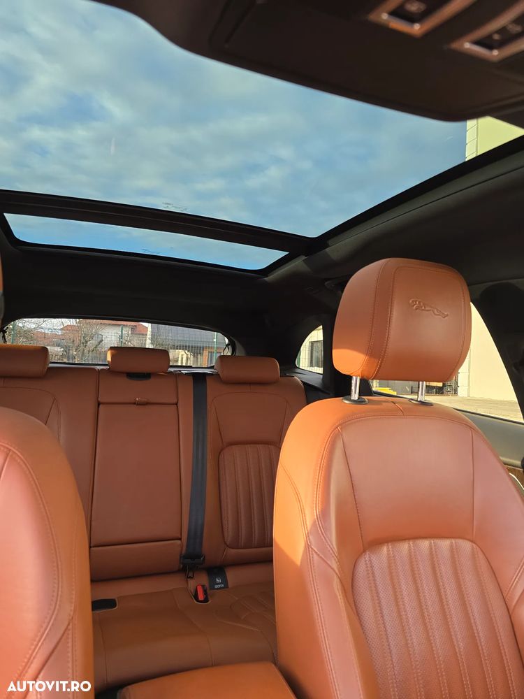 Jaguar F-Pace 30d AWD First Edition - 14