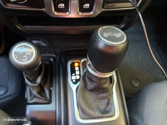 Jeep Wrangler - 29