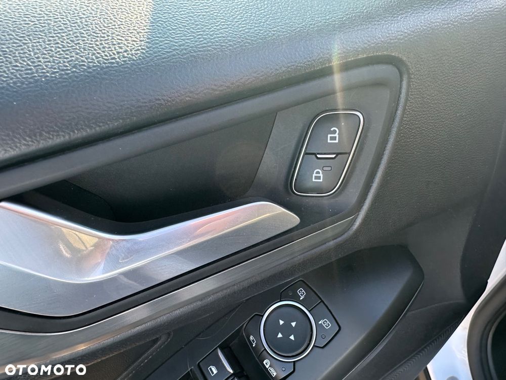 Ford Focus - 23