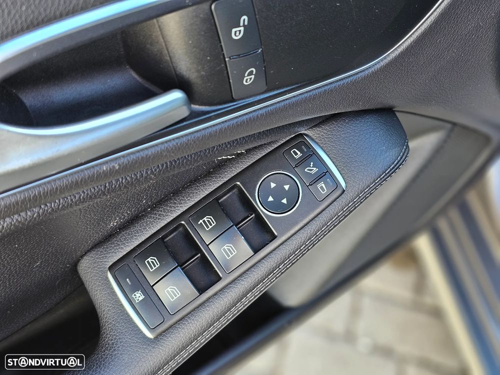 Mercedes-Benz CLA 180 d Shooting Brake Urban Aut. - 8