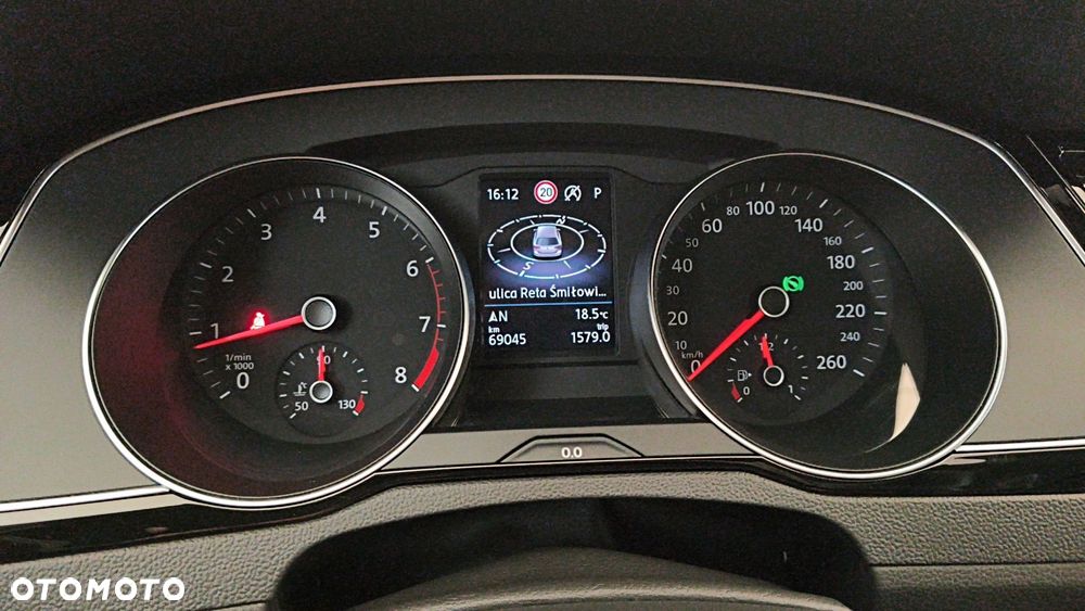 Volkswagen Passat 2.0 TSI Elegance DSG - 16