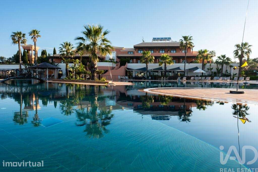 Apartamento T1 em Lagoa e Carvoeiro de 78 m2 - Grande imagem: 2/27