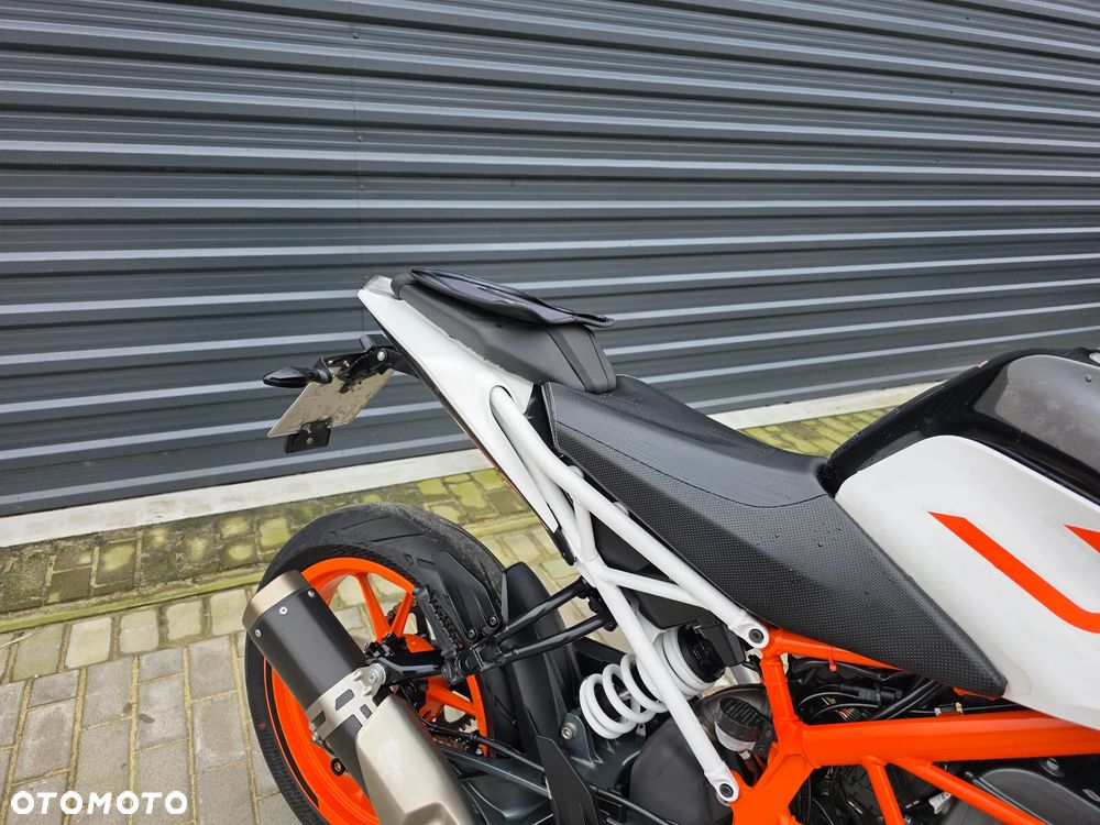 KTM Duke - 19