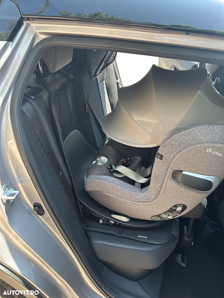 Toyota C-HR - 21