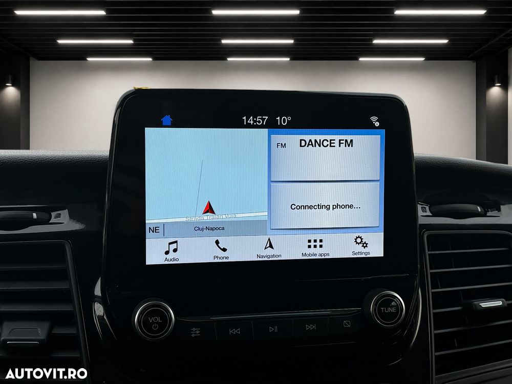 Ford Tourneo Custom 320 L2H1 VA Titanium - 26