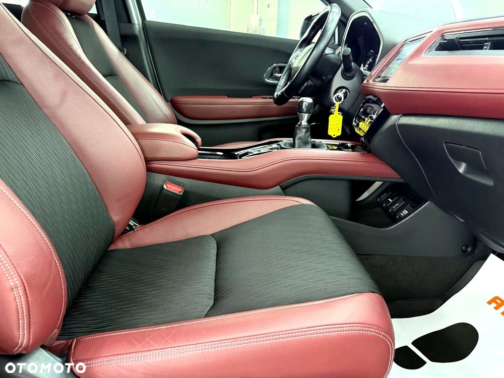 Honda HR-V 1.5 i-VTEC TURBO Sport - 29