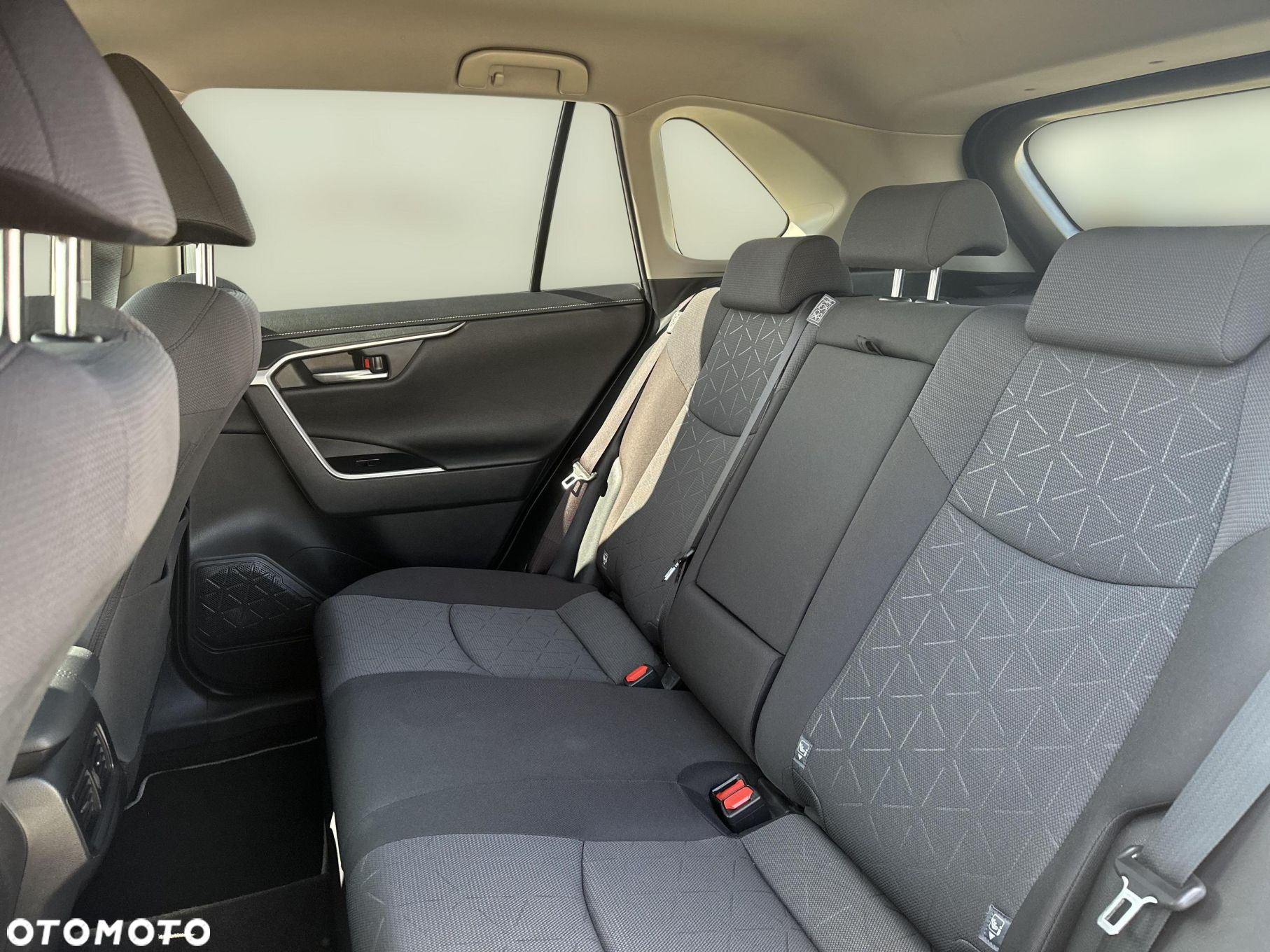 Toyota RAV4 - 15