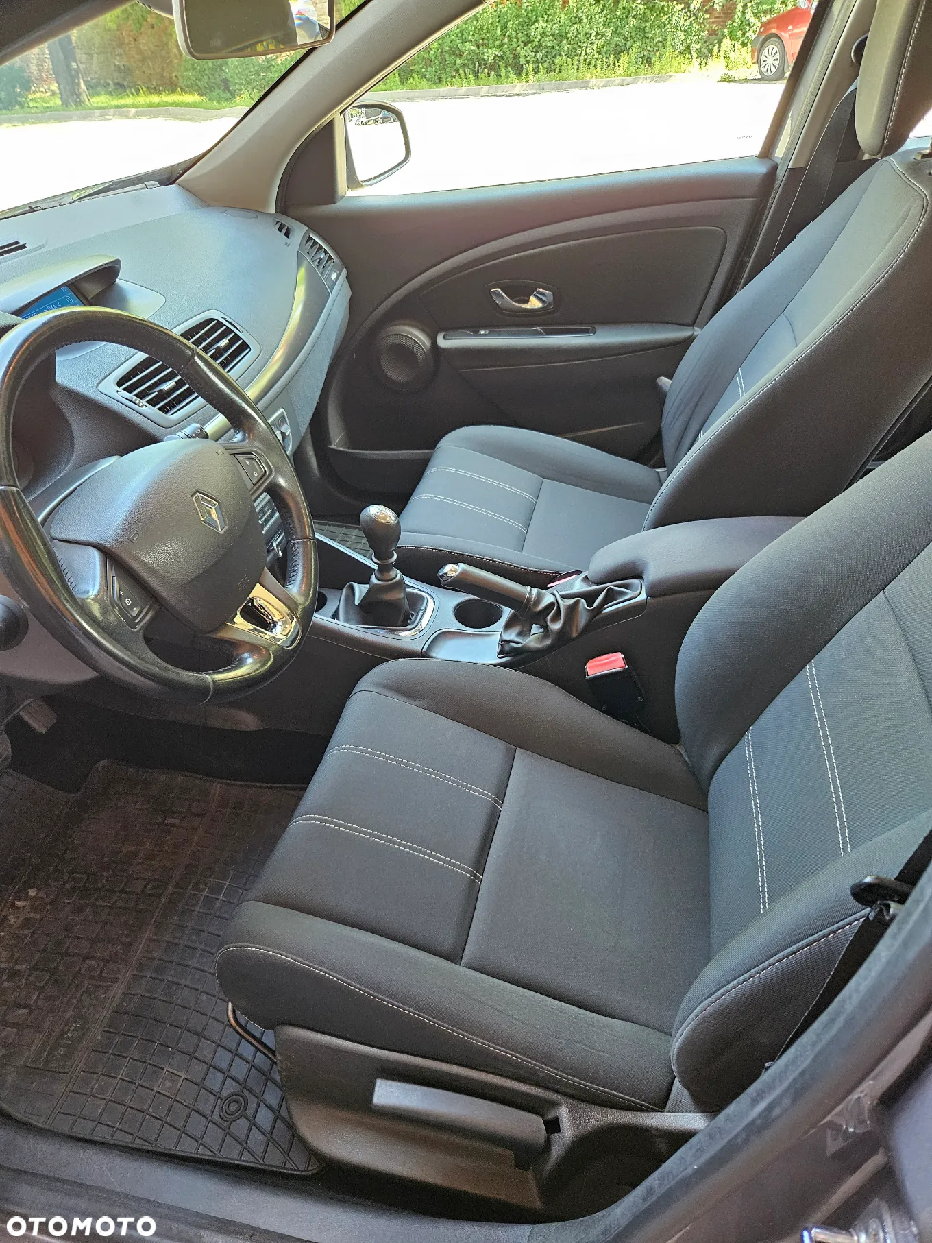 Renault Megane 1.2 16V TCe Energy Life - 9