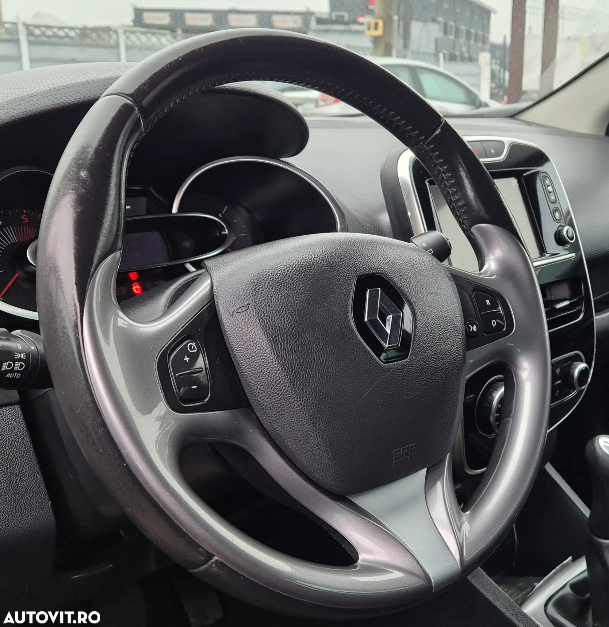 Renault Clio (Energy) dCi 90 Start & Stop LIMITED - 30