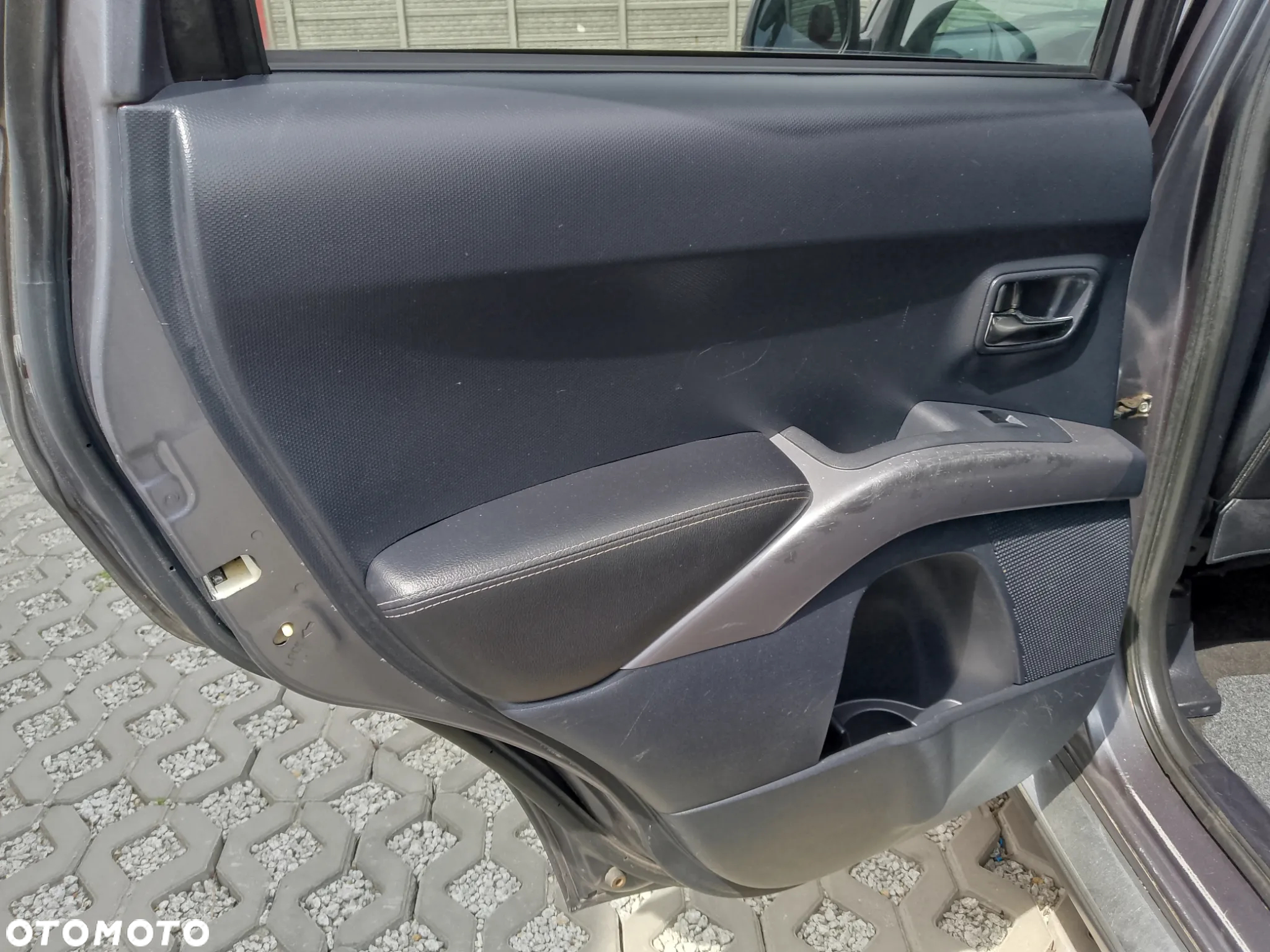 Citroën C-Crosser 2.2 HDi Exclusive - 15