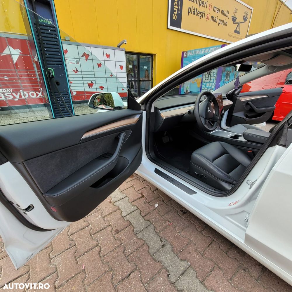 Tesla Model 3 Standard - 20