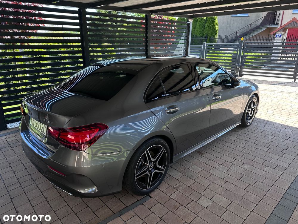 Mercedes-Benz Klasa A 220 4-Matic AMG Line 7G-DCT - 32