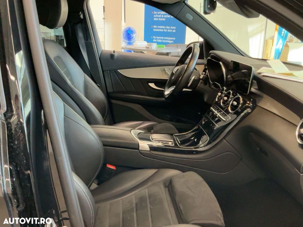 Mercedes-Benz GLC 300 e 4Matic 9G-TRONIC AMG Line - 4