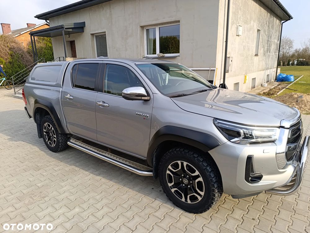 Toyota Hilux 2.8 D-4D Double Cab SR5+ 4x4 - 2