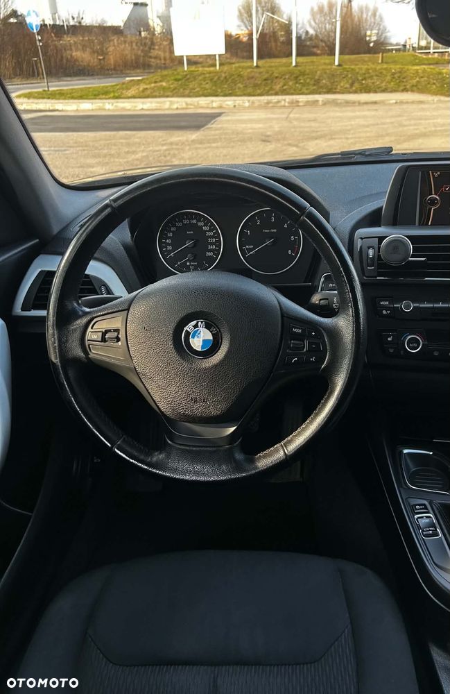 BMW Seria 1 118d - 13