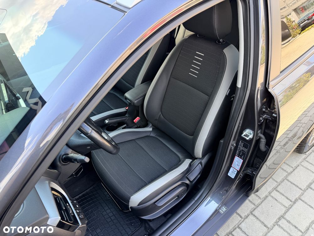 Kia Stonic 1.0 T-GDI L - 23