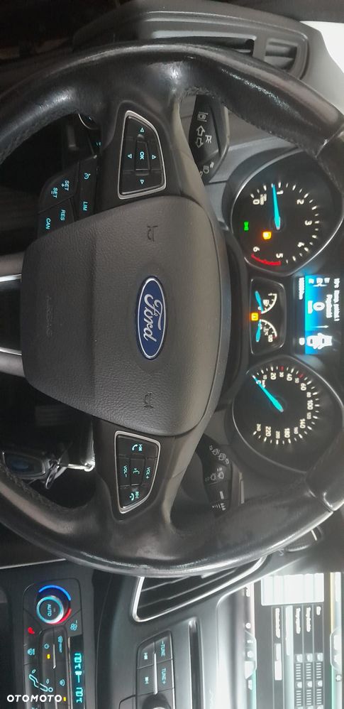 Ford Focus - 24
